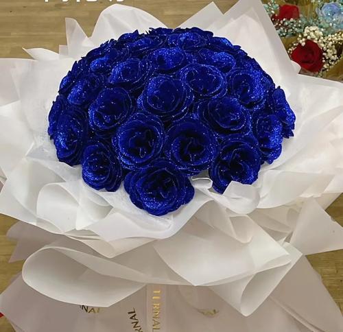 蓝色妖姬的花语是什么？蓝色妖姬代表什么意义？