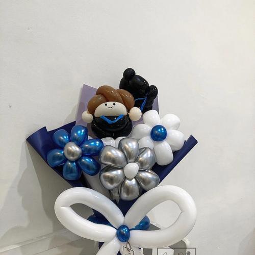 气球花束在特殊场合的意义是什么？