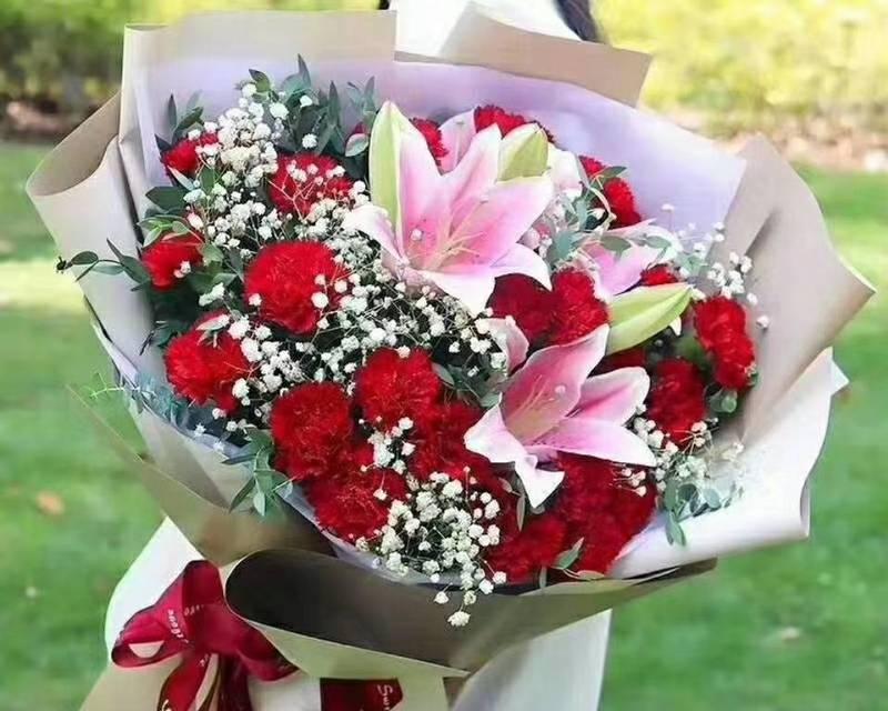 六束花的含义是什么？六束花的花语有哪些？