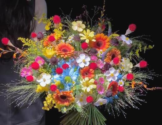 过节时国人送花的意义是什么？