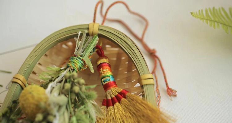 哪种花具有辟邪祈福的寓意？其象征意义是什么？