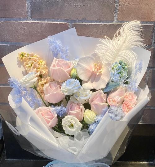 蓝色和粉色花语分别是什么？如何理解蓝色和粉色的花语？