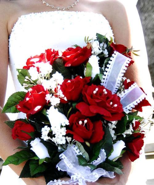 接到手捧花代表什么？手捧花的意义是什么？