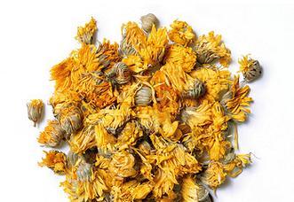 白色金盏花象征着什么？它的花语有哪些含义？