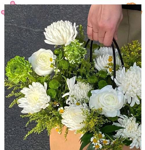 清明节送百合花有什么含义？