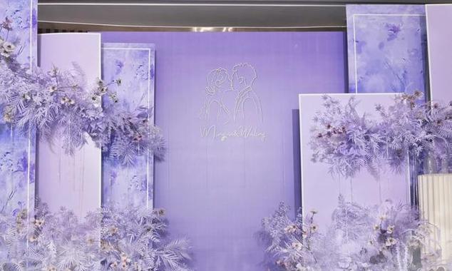 新娘戴紫色花的寓意是什么？紫色花在婚礼中的意义？