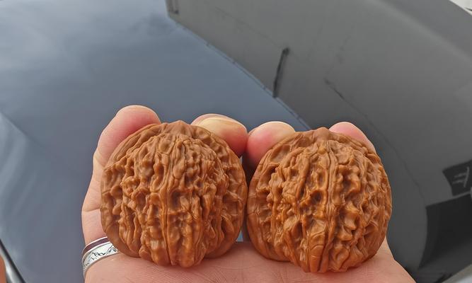 挑选文玩核桃，这里是你的最佳选择（来自产地的保障，品质与口感并重）